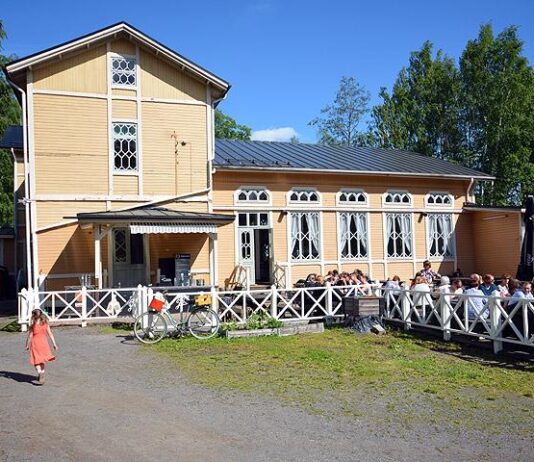 Viikinsaaren juhannus 2026 – Juhannuksena herkutellaan, saunotaan ja tanssitaan