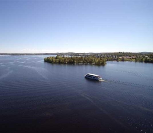 Silver Skyn ravintolalaivaristeilyt Pyynikinharjun maisemissa Lauantaibrunssi risteillen