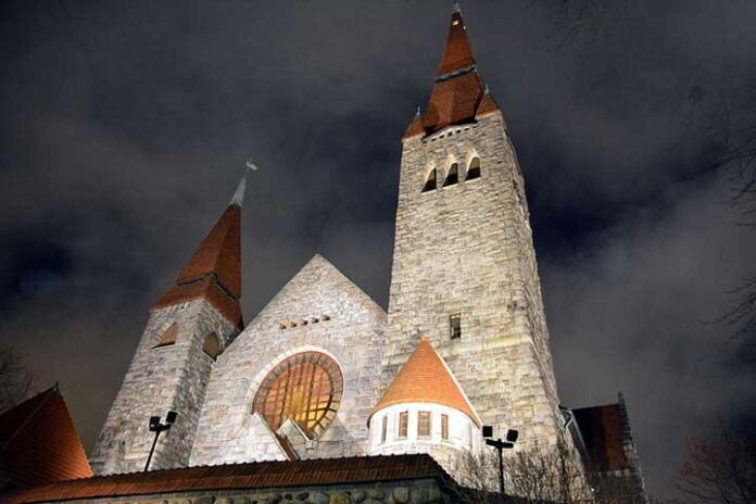 tampereen-tuomiokirkko Tampereen Tuomiokirkon joulukonsertti