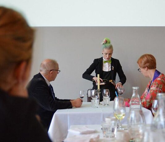 Kirsi Seppänen on Suomen Paras Sommelier – Jo toinen SM-kisavoitto tamperelaistaiturille tänä vuonna