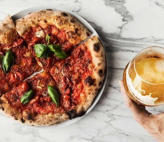 Pizzeria Luca on kunnianosoitus maailman ensimmäisestä pizzeriastaan tunnetulle Napolille