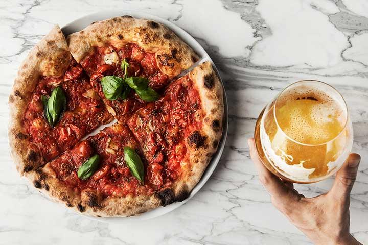 Pizzeria Luca on kunnianosoitus maailman ensimmäisestä pizzeriastaan tunnetulle Napolille