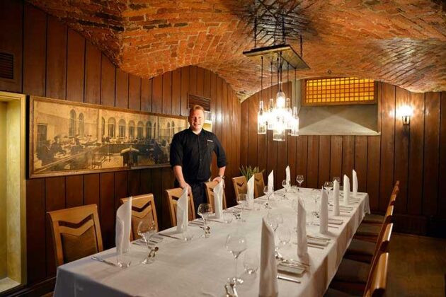 Ravintola Tiiliholvin kabinetti