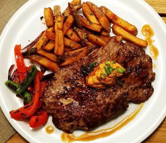 Los Pollos perjantaina hövelinä: Raakakypsytetystä lihasta paistetut pihvit ja viikonlopun ilta-aukiolot Los Pollosissa