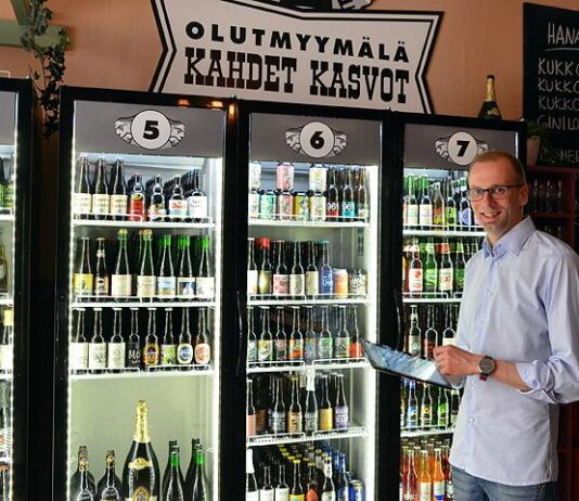 Kievari Kahdet Kasvot sai oman olutmyymälän – kylmä omatuontiolut mukaan tai maisteltavaksi paikan päällä