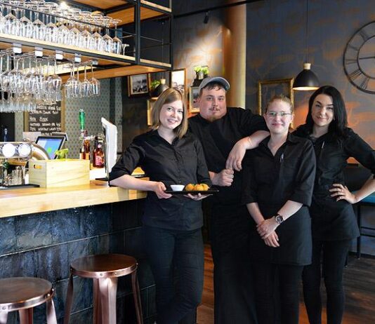 Uusi ravintola Koski Bar & Brasserie avautui Koskipuiston laidalle