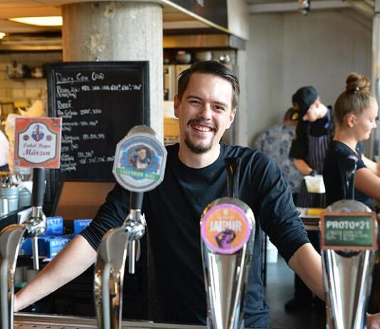 Aitosiidereitä, muhkeita oluita, harrastajien herkkuja – Huber kaataa laatua laseihin Aitosiidereitä, muhkeita oluita, harrastajien herkkuja – Huber kaataa laatua laseihin