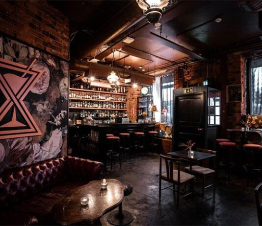 Tiima - Cocktailbaari Tampereella