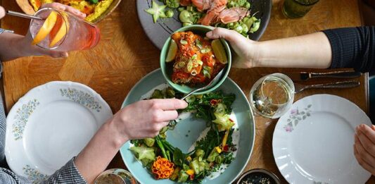 Ravintola Muusa on Tampereen ravintoloita, joissa saa viikonloppuisin sunnuntaibrunssia.