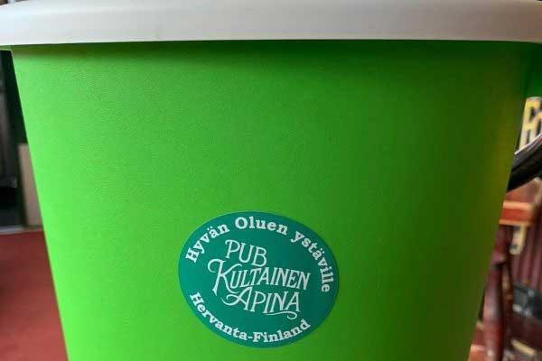 Pub Kultainen Apina julkaisi vappuämpärinsä – täynnä vappujuomia