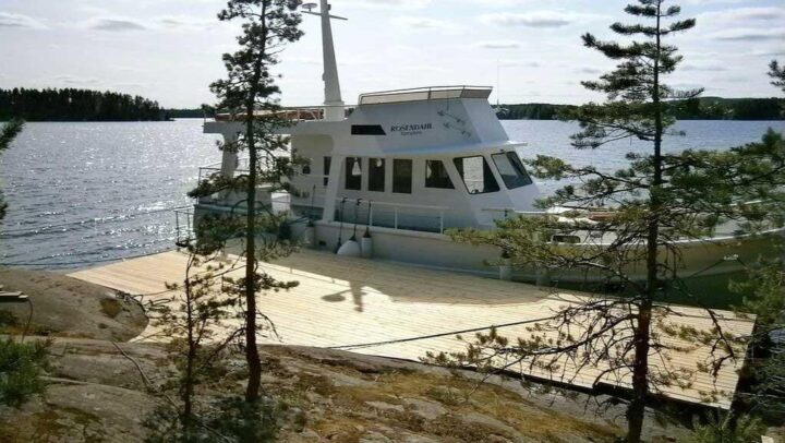 Saunalaiva synttäreihin ja polttareihin – m/s Rosendahl risteilee Näsijärvellä