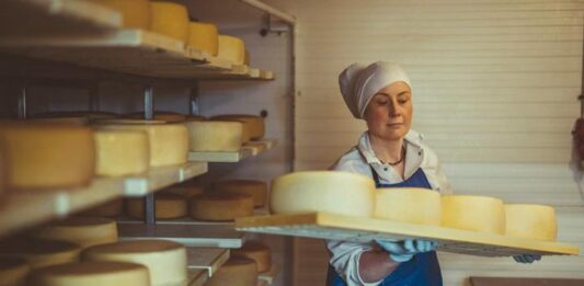 Lähiruokka Heikkilän juustolasta. PPälkäneellä Laitikkalan kylästä