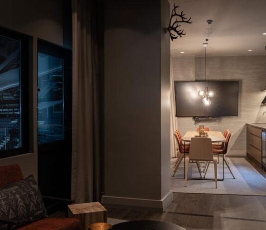 Lapland Hotels Arenan elämykselliset aitiot niin yritystilaisuuksien kuin yksityisjuhlienkin puitteina