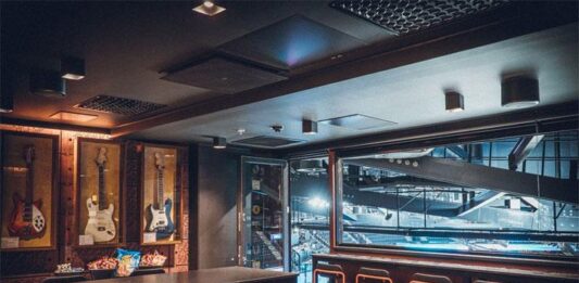 Eppunormaali -nimikkoaitio Nokia Arenalla