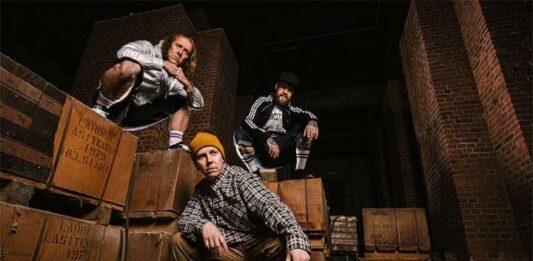 Tuhdimmat Tahdit -festivaalin esiintyjänä Apulanta