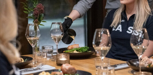 Ravintola Puisto. Tampereen ravintolat esittelyssä.