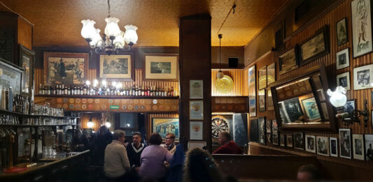 Salhojankadun Pub, Tampere löytyy lähellä Tammelan stadion. Kuva: Kohokohdat.fi