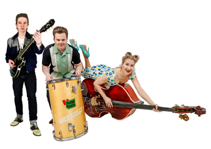 Ylistetty latvialainen Rockabilly-yhtye The Swamp Shakers pistäytyy Euroopan kiertueellaan Hönöön.