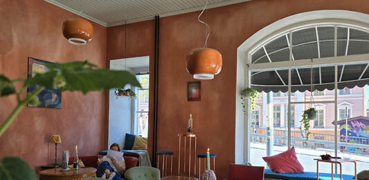 Uusi ravintola Juhannuskylään, Viinibaari Airo, Tampere