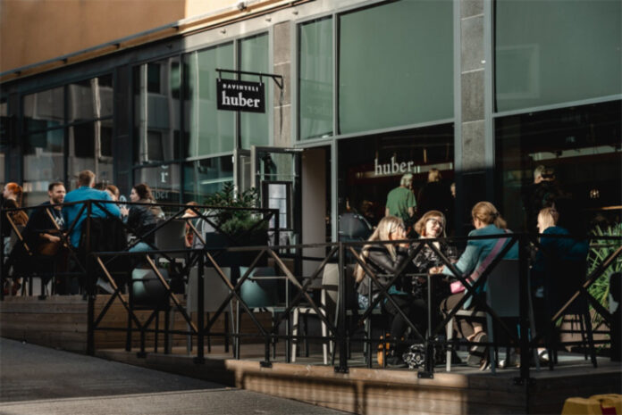 huber-kesaterassi-tampere Ravinteli Huberin kesäterassi.