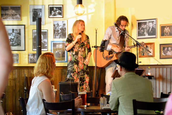 Sisko ja Sen veli -keikat Tampereella Tampellan alueella