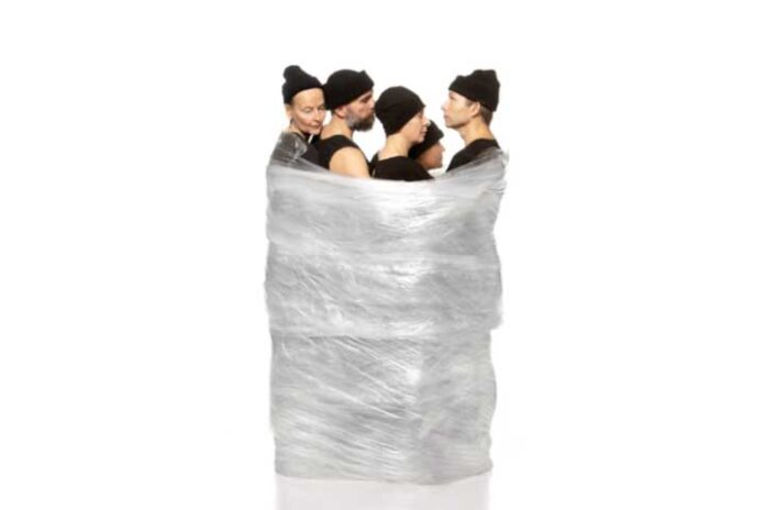 etiopialainen-ystava-tanssiteatteri-md-tampere Etiopialainen ystävä on uusi ja koskettava musiikkiteatteriteos. Valokuva Harri Hinkka