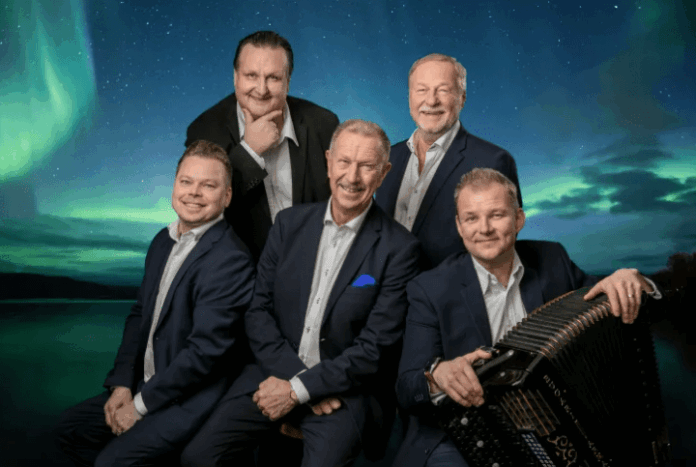 Lasse Hoikka & Souvarit Lasse Hoikka & Souvarit