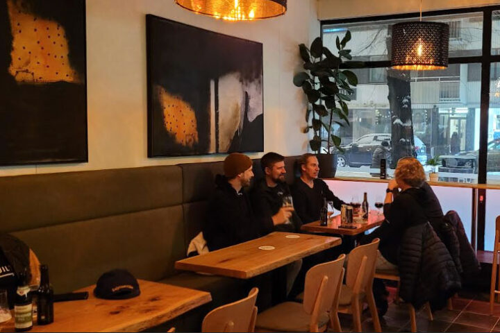 Oluthuone Kuparitarha Tampereen keskustassa