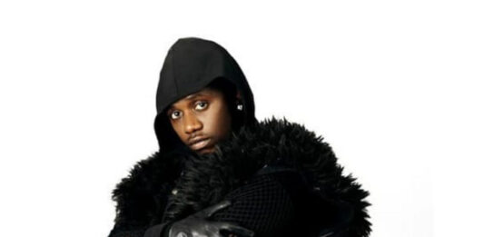 Tansanialainen laulaja ja lauluntekijä Rayvanny esiintyy Tampereella Fest Afrika -festivaaleilla.