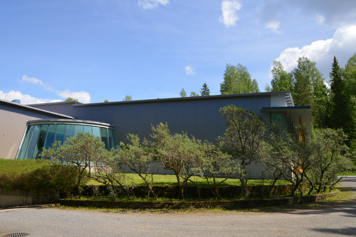 Tesoman uimahallia on kuvailtu kylpylätasoiseksi.