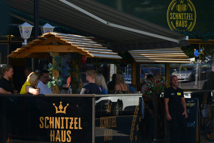 schnitzelhaus-terassi-gastrobaari-tammela.jpg