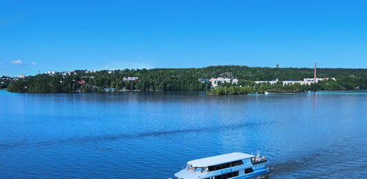Silver Sky -ravintolalaiva on Hopealinjojen uusin alus.