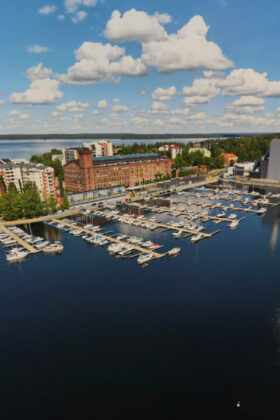Tampereen parhaat kylpyl&auml;t: Holiday Club Tampere.