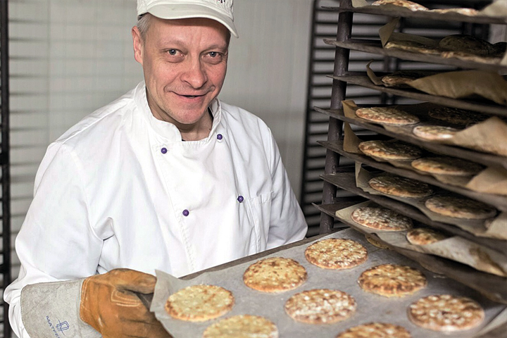 Penttilän tilan Aitoo perunarieska on aito, tunnustettu perinneruoka Pirkanmaalta.