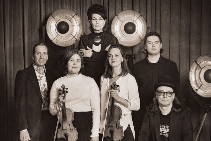 Aija Puurtinen & Brooklynin satu