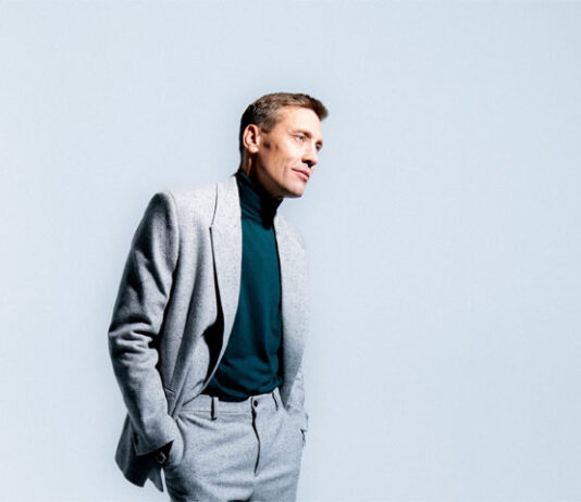 Stand up Komediateatteri: Mikko Vaismaa Mikko Vaismaa stand up -keikat Tampereella.