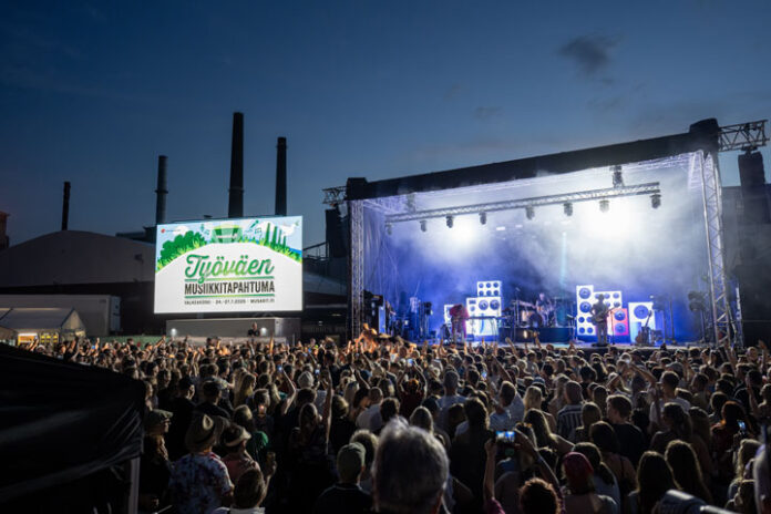 tyovaen-musiikkitapahtuma-musarit-festivaali-valkeakoskella Työväen Musikkitapahtuma tunnetaan Musarit-festivaalina Valkeakoskella ja se on kaupungin suurin kesäfestari.