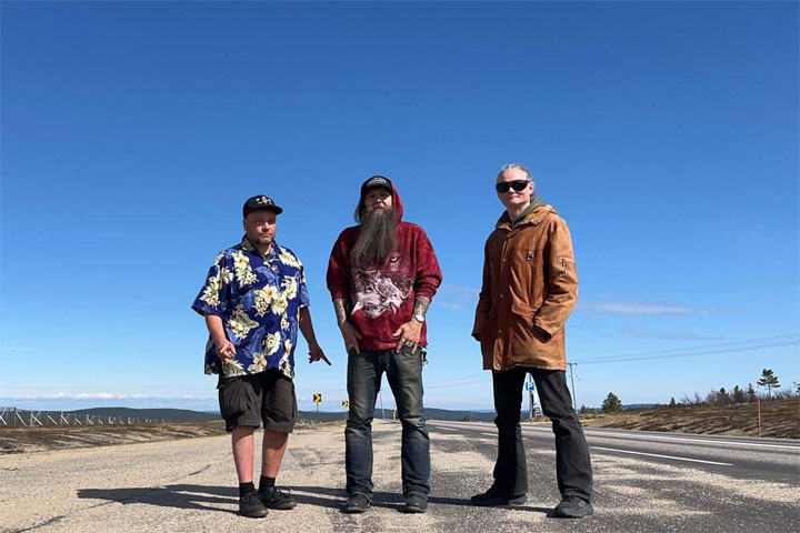 Hot Heroes on tamperelainen jazzbändi, joka esiintyy usein kaupungin parhailla musiikkiklubeilla ja baareissa.
