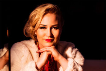 Noora Louhimo – Joulun hetki