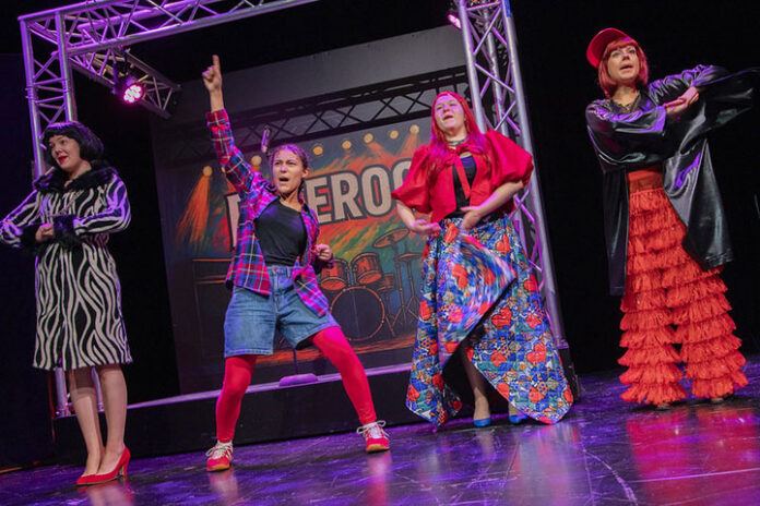 Ella-ja-Paterock Ella ja Paterock. Kuva Harri Hinkka