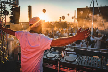 White Party: DJ Seben, Annica Mián, Lumina Productions