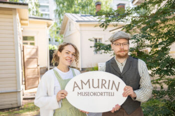 Amurin taivaan alla – yhteisöllinen piknik: Saana Kastelli