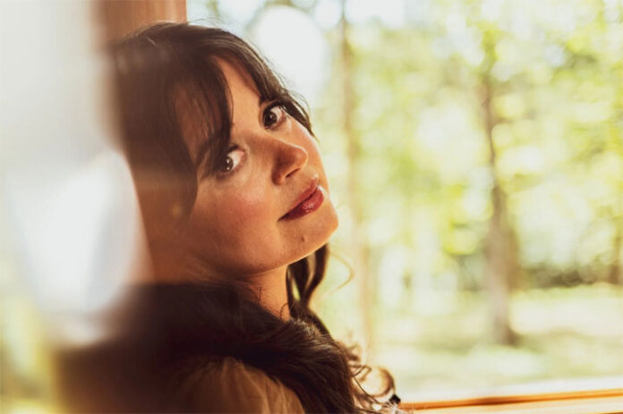 emily-scott-robinson-telakan-keikat emily-scott-robinson-telakan-keikat