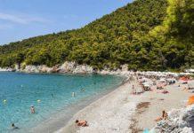 Kastani Beach – Skopeloksen saaren erikoisuus Kastani ranta Skopeloksen saarella