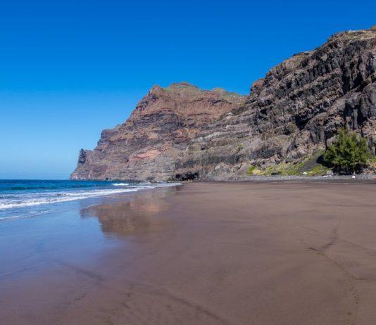 Iso- ja pikku Güigüi seikkailunhimoisen rantoja Gran Canarialla