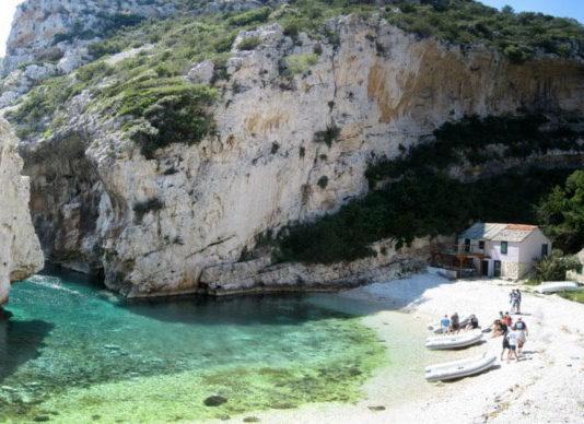 Vis – Kroatian tuntemattomampi seikkailijan paratiisisaari