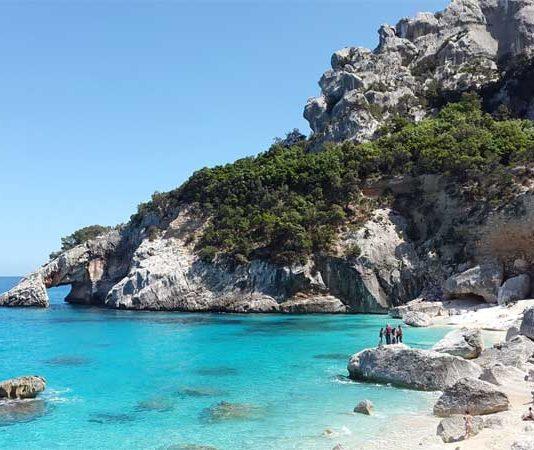 Sardinian villeistä paratiisirannoista hienoin on Cala Goloritzè