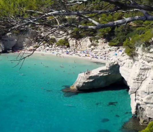 Cala Mitjana – Menorcan hiekkarannat