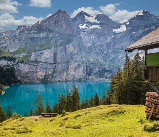 Oeschinen on yksi Sveitsin kuvatuimmista ja jylhimmistä alppijärvistä