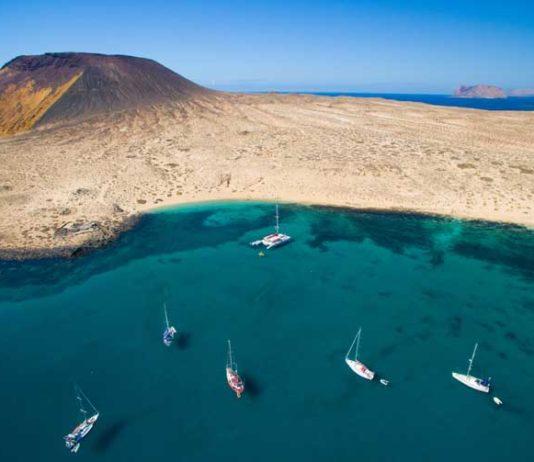 Lanzaroten vaaleahiekkainen Playa Francesa